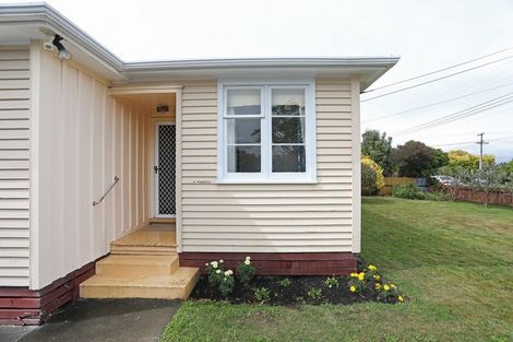 Photo of property in 4 Johnson Street, Bulls, 4818