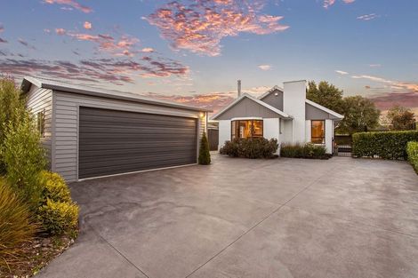 Photo of property in 81 Cotswold Avenue, Bishopdale, Christchurch, 8053