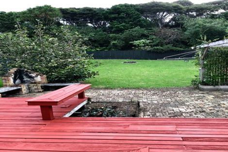 Photo of property in 27 Atkin Avenue, Mission Bay, Auckland, 1071