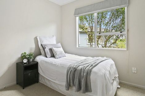 Photo of property in 2/23 Kiddle Drive, Hilltop, Taupo, 3330