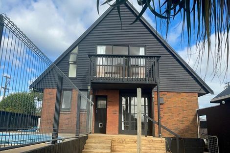 Photo of property in 241 Victoria Street West, Pukekohe, 2120