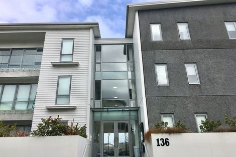 Photo of property in 1i/136 Stancombe Road, Flat Bush, Auckland, 2016