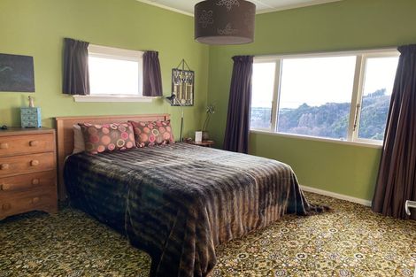 Photo of property in 102 Cleveland Terrace, Maitai, Nelson, 7010