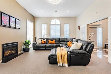 Photo of property in 20 Kunzea Place, Greenhithe, Auckland, 0632