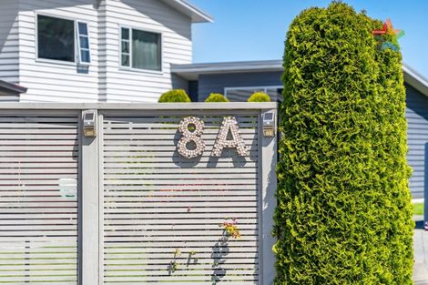 Photo of property in 8a Glen Iris Grove, Woburn, Lower Hutt, 5010