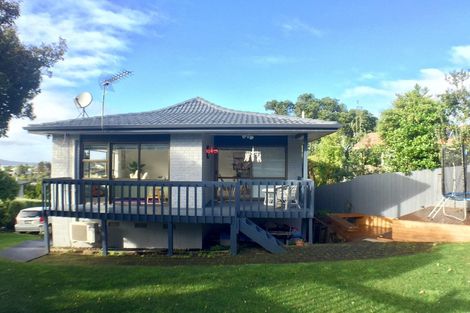 Photo of property in 2/47 Channel View Road, Campbells Bay, Auckland, 0630