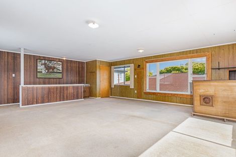 Photo of property in 18 Freyberg Street, Roslyn, Palmerston North, 4414