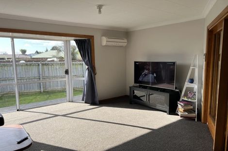 Photo of property in 2 Youngston Lane, Woolston, Christchurch, 8023