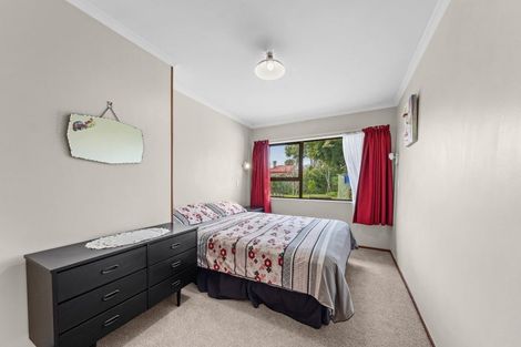Photo of property in 13 Te Whena Place, Waitara, 4320