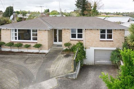 Photo of property in 13 Anderson Road, Deanwell, Hamilton, 3206