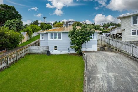 Photo of property in 44 Downes Street, Titahi Bay, Porirua, 5022
