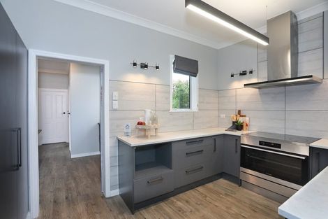 Photo of property in 11 Wilson Street, Bulls, 4818