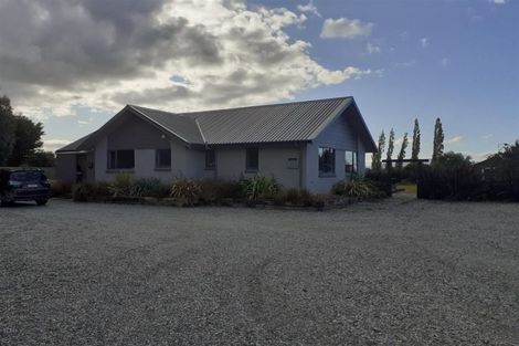 Photo of property in 25 Riversdale-waikaia Road, Riversdale, 9776