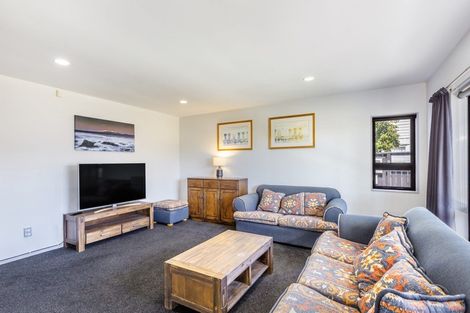 Photo of property in 36 Aubrey Crescent, Rainbow Point, Taupo, 3330
