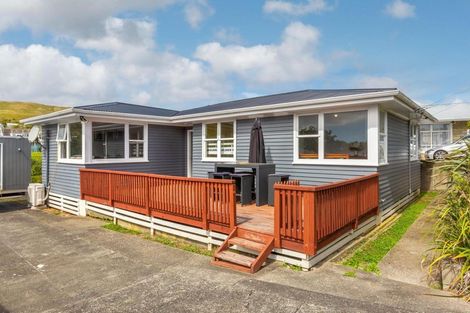 Photo of property in 136 Driver Crescent, Cannons Creek, Porirua, 5024