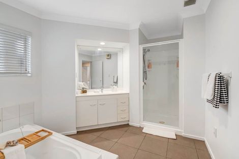 Photo of property in 2/31 Alice Avenue, Orewa, 0931