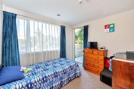 Photo of property in Shoal Haven Apartments, 206a/130 Anzac Street, Takapuna, Auckland, 0622