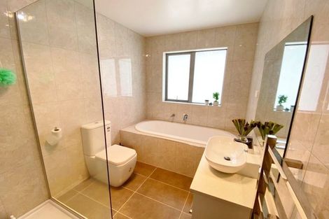 Photo of property in 6 Sauvignon Avenue, Ranui, Auckland, 0612