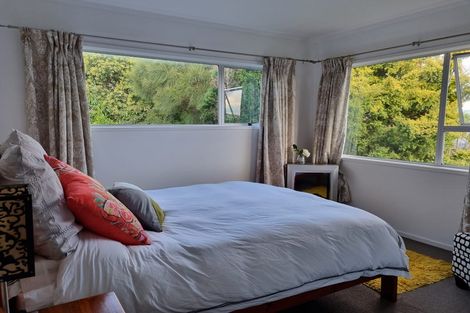 Photo of property in 2/527 Beach Road, Murrays Bay, Auckland, 0630