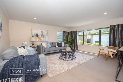 Photo of property in 14 Cosgrove Rise, Riverstone Terraces, Upper Hutt, 5018