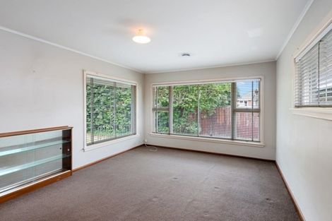 Photo of property in 17 Reading Street, Upper Riccarton, Christchurch, 8041
