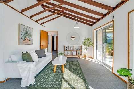 Photo of property in 1/195b Wairakei Road, Bryndwr, Christchurch, 8053