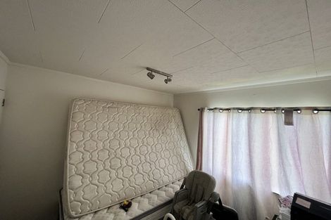 Photo of property in 1/22 Fernlea Rise, Bayview, Auckland, 0629