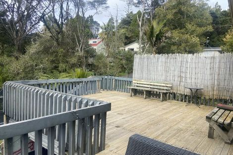 Photo of property in 148 Laingholm Drive, Laingholm, Auckland, 0604