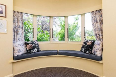 Photo of property in 1/61 Te Mata Road, Havelock North, 4130