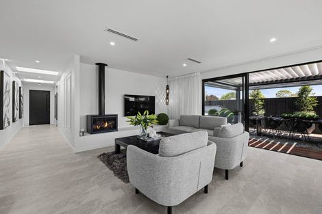 Photo of property in 236 Styx Mill Road, Casebrook, Christchurch, 8051