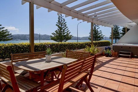 Photo of property in 1/326 Oriental Parade, Oriental Bay, Wellington, 6011