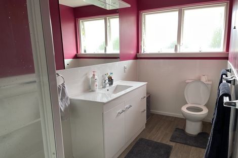 Photo of property in 2/5 Pitt Place, St Albans, Christchurch, 8014