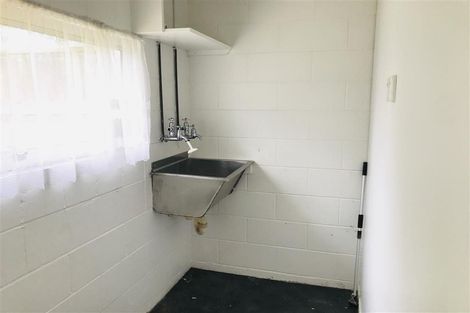 Photo of property in 2/27 Brandon Road, Glen Eden, Auckland, 0602