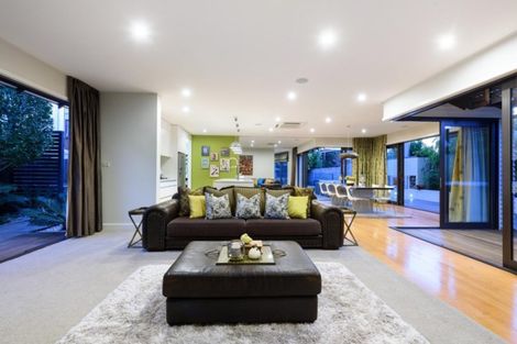Photo of property in 110 Muricata Avenue, Mount Maunganui, 3116