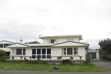 Photo of property in 124 Beach Road, Haumoana, 4102