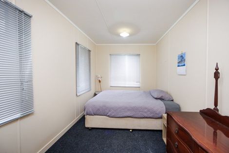 Photo of property in 32 Stoneleigh Lane, Aokautere, Palmerston North, 4471