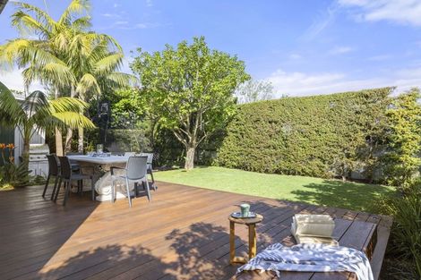 Photo of property in 37 Abbotsford Terrace, Devonport, Auckland, 0624