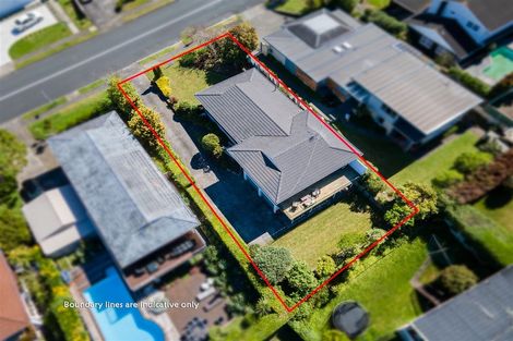 Photo of property in 5 Maxwelton Drive, Mairangi Bay, Auckland, 0630