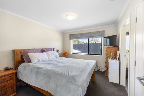 Photo of property in 52 School Road, Riverhead, 0820