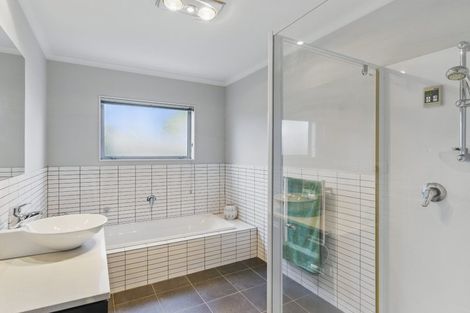 Photo of property in 48 Kotuku Drive, Paraparaumu Beach, Paraparaumu, 5032