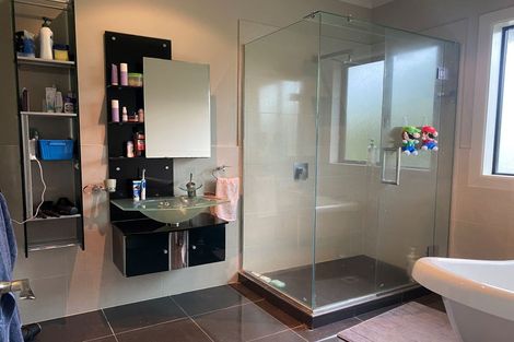 Photo of property in 9 Cottle Heath Close, Manor Park, Lower Hutt, 5019