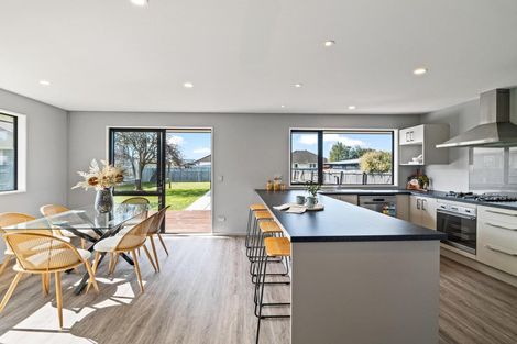 Photo of property in 207 Breezes Road, Aranui, Christchurch, 8061