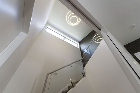 Photo of property in 2 Jacksons Road, Merivale, Christchurch, 8014