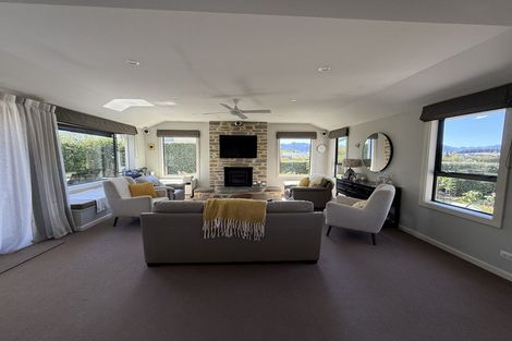 Photo of property in 18 Kelliher Drive, Wanaka, 9305