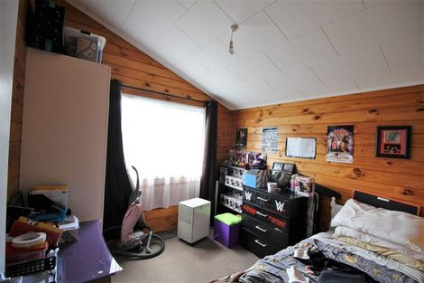 Photo of property in 2 Perry Place, Bader, Hamilton, 3206