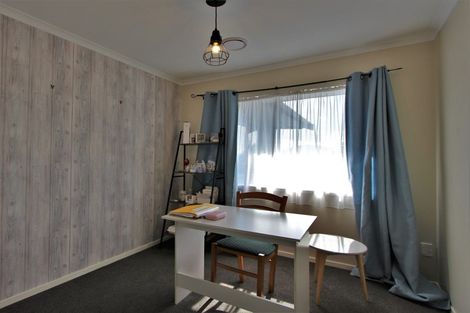 Photo of property in 28 Tennyson Drive, Owhata, Rotorua, 3010