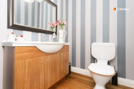 Photo of property in 69 Glenross Street, Glenross, Dunedin, 9011