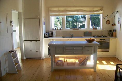 Photo of property in 30 Moore Street, Leamington, Cambridge, 3432