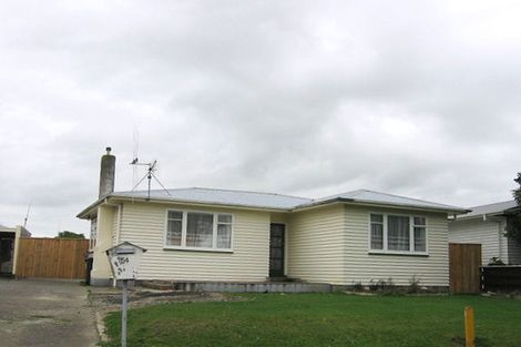 Photo of property in 14 Ellesmere Crescent, Highbury, Palmerston North, 4412