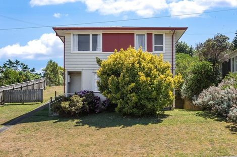 Photo of property in 54 Owhiti Street, Titahi Bay, Porirua, 5022